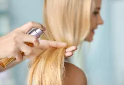 Håroljning på salongen vs. håroljning hemifrån - skillnader, effekter, recensioner