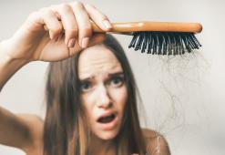 Orsaker till håravfall. Hur kan man öka volymen och förhindra att håret faller ut?